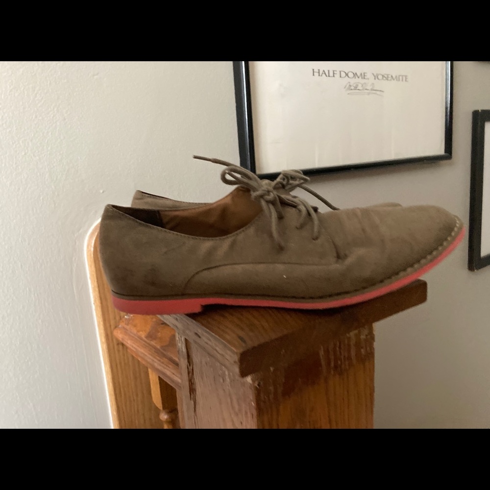 Size 10 women’s loafers
